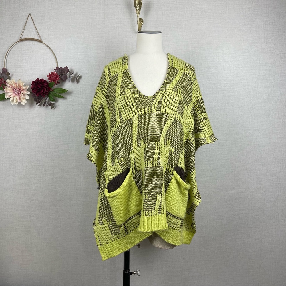 BCBGMaxAzria Green Knit Pullover Poncho Sweater L/XL